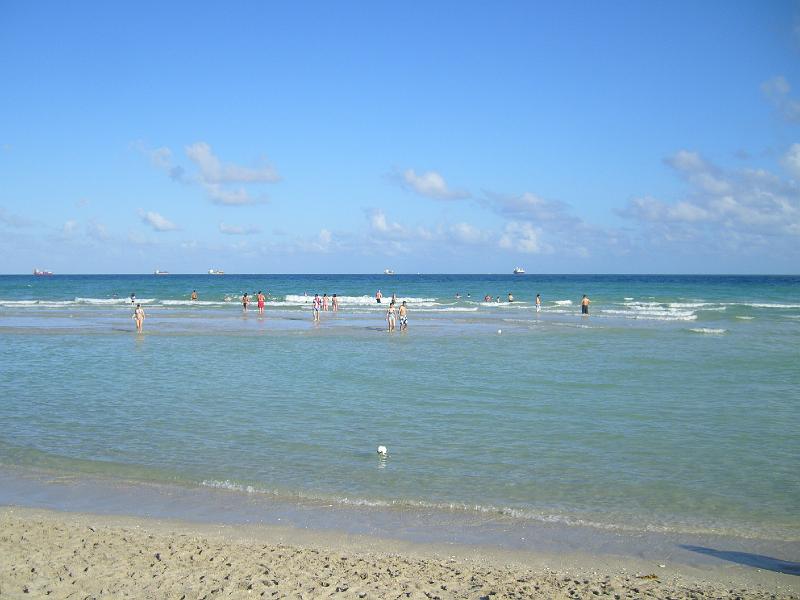 Beach 2008 - 04.jpg